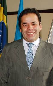 Vice- prefeito "Du da Chic Chopp" vai a balada de carro oficial em ...