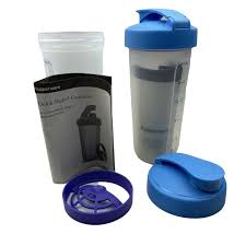 Kuvahaun tulos haulle Tupperware quick shake