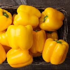 Afbeeldingsresultaat voor baby yellow sweet pepper