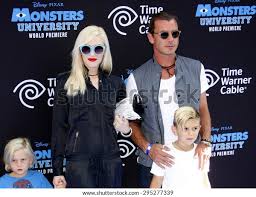 Image result for Queen B by Bumbleride $428 Gwen Stefani and Gavin Rossdale with Kingston and Zuma at the LA zoo