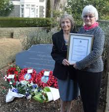 Bruce Westlake visited Sgt Jones later in the Bristol Royal Infirmary. Stuart Jones\u0026#39; mother, Nellie Jones, ... - Hillary%20&%20Karen