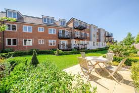 Image result for Paddock Wood Bowls Club