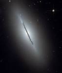 File:Ngc5866 hst big.jpg - Wikimedia Commons