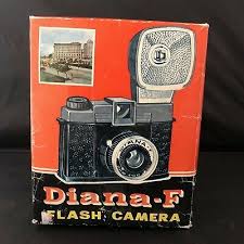 Attēlu rezultāti vaicājumam “Diana camera”