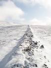 In Summer this earth wall is practically ignored by hikers whose preference - via Daymix