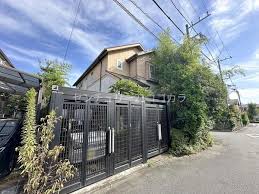 Image result for 武蔵村山市岸2丁目〈中古〉JR八高線「箱根ヶ崎」駅バス６分停歩４分　閑静な住宅地　前面道路が広いのでクルマの運転が苦手な方も車庫入れ楽々！　全居室収納充実！