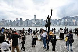 Image result for 社區發展與重建海岸線今日香港