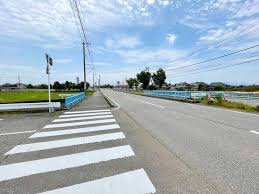 Image result for 中藤2丁目〈売地〉広々426.17㎡（法面含む）上下水道引込済、法面利用価値大、建築条件はございません。お好きなハウスメーカーで建築できます。