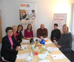 (von links nach rechts) Claudia Wiemer, Maria Lindemann, Dorothea Roters, Dr. Julia aus der Wiesche, Raymund Zapfe, Gabriele Thomauske-Mehlis, ... - 1_1
