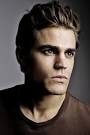http://images2.fanpop.com/images/photos/8000000/Stefan-stefan-salvatore-8080509-400-600.jpg