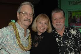 Lee Catterall, Lennie and Doug Carlson The American Lung Association of Hawaii (ALAH) celebrated a year of successes with their Success Partners at the 2006 ... - 070226_3