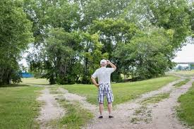 Image result for hombre en el cruce de caminos