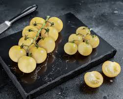 Afbeeldingsresultaat voor hawaiian white cherry tomato