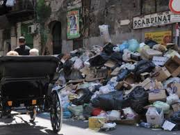 Image result for neapel abfallberge