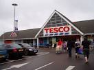 SK0933 : Tesco supermarket - via Daymix