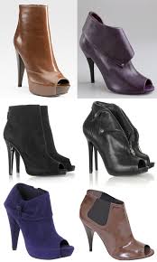  Shoes: Blackstone sees all colors