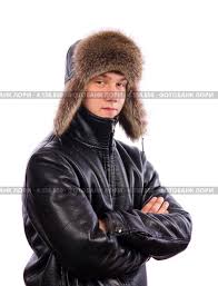 Картинки по запросу Молодой человек в шапке