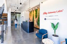 「アレキサンドリア＝パワード」の画像検索結果