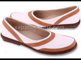 Kakikuoke Toko Sepatu Wanita Mp3 Download | Mp3 NiL