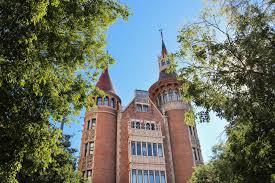 Image result for casa de les punxes