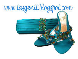 Set Matching : Tas Biru Turqoise Payet Dan Sandal Pesta Payet ...
