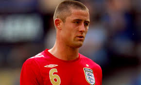 Gary Cahill in England shirt
