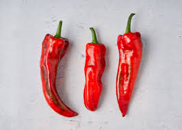 Afbeeldingsresultaat voor long red marconi sweet pepper