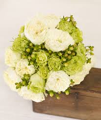 How to mix black/white/apple green flowers/decor :  wedding green bouquet black white Images?q=tbn:ANd9GcRW46ng7luuWApnSZOHHY1PVt94qwNYYUBFgVxjrQyaMxTTmhoF