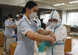 Image result for 17歳の現役看護学生