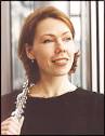 Née à la campagne suédoise, Lena Gutke obtient un premier prix de flûte ...