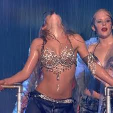 Resultado de imagem para "britney spears" calcinha