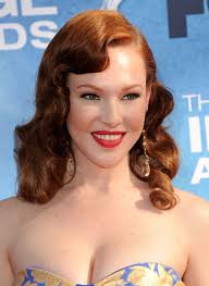 Actress Erin Cummings arrives at the 42nd NAACP Image Awards held at The Shrine Auditorium on March 4, 2011 in Los Angeles, California. - Erin%2BCummings%2BLong%2BHairstyles%2BRetro%2BHairstyle%2B8mq7KOddSTBl