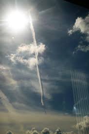 Attēlu rezultāti vaicājumam “Contrail shadows”