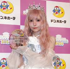 「益若つばさ」の画像検索結果