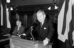 Fichier:1987.12.16.AndreasRett.WienerVorlesungen.JPG - Wikipédia