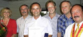 Katrin Baldrich, Hans-Peter Leonhardt, Wolfgang Blanck, Thomas Wiedmer und Harold Stern wurden von Bürgermeister Erich Hildebrand (von links) verabschiedet.