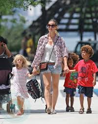 Image result for Maclaren Twin Triumph Heidi Klum