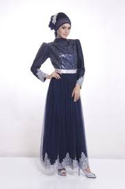 Busana pesta muslim yang satu ini membuat Anda seperti putri raja ...
