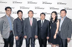 Prakarn Raiva, Vasu Virajsilp, Wichien Emprasertsuk, Nigorn Prasertso, Kanthalas Dhanasarnsilp and Nophasit Thiengtham. [WHERE] Royal Paragon Hall, ... - 382966
