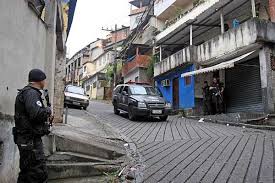 Quatro são presos em operação no Morro do Borel - brasil - geral ... - borel600