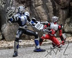 「東條悟 仮面ライダー龍騎」の画像検索結果