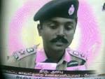 போலீஸார் மூன்று