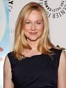 Winner Laura Linney Misses Golden Globes Due to Father's Death ...