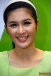 Sandra Dewi Photo Colection