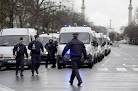 In pics: Snipers, helicopters turn French town into warzone.
