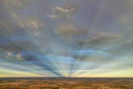 Attēlu rezultāti vaicājumam “anticrepuscular rays”