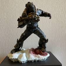 「アイザック・クラーク」の画像検索結果