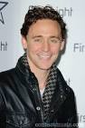 Tom Hiddleston Tom Hiddleston - Tom-Hiddleston-tom-hiddleston-24111997-500-752