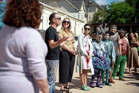 Image result for Co de Crista Chins