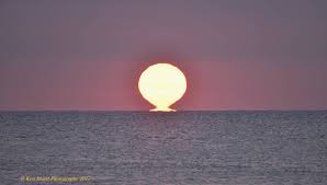 Attēlu rezultāti vaicājumam “Etruscan Vase Omega Sun”